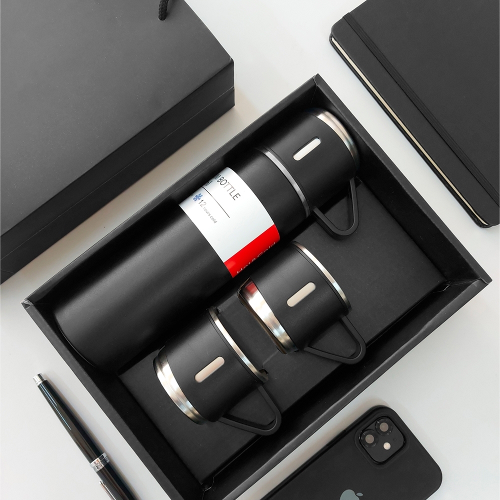 Garrafa Térmica Em Metal Com 3 Xícaras -BZR-Z303of